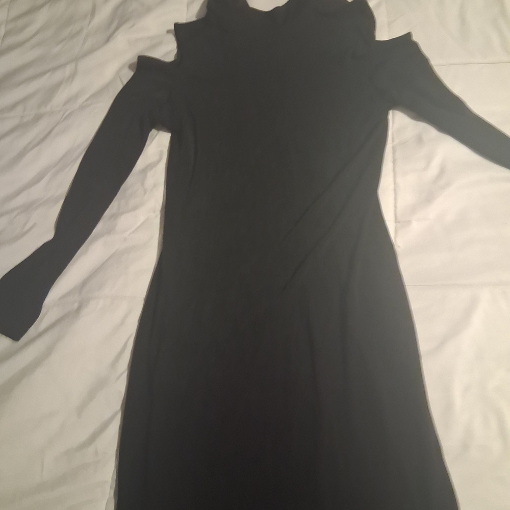 Chic Long Sleeve Black Dress